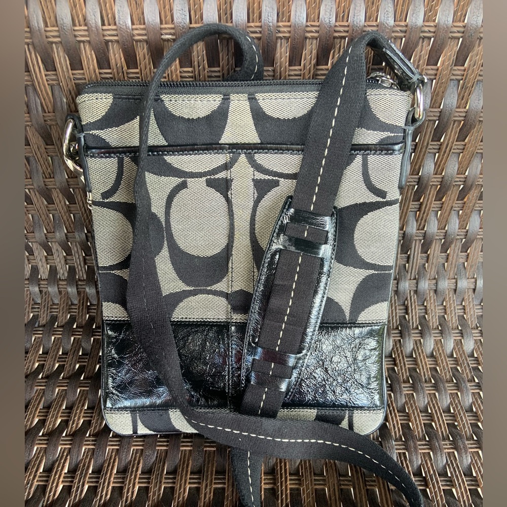 Coach Crossbody Canvas & Patent Leather Bag Purse - Picture 2 of 14